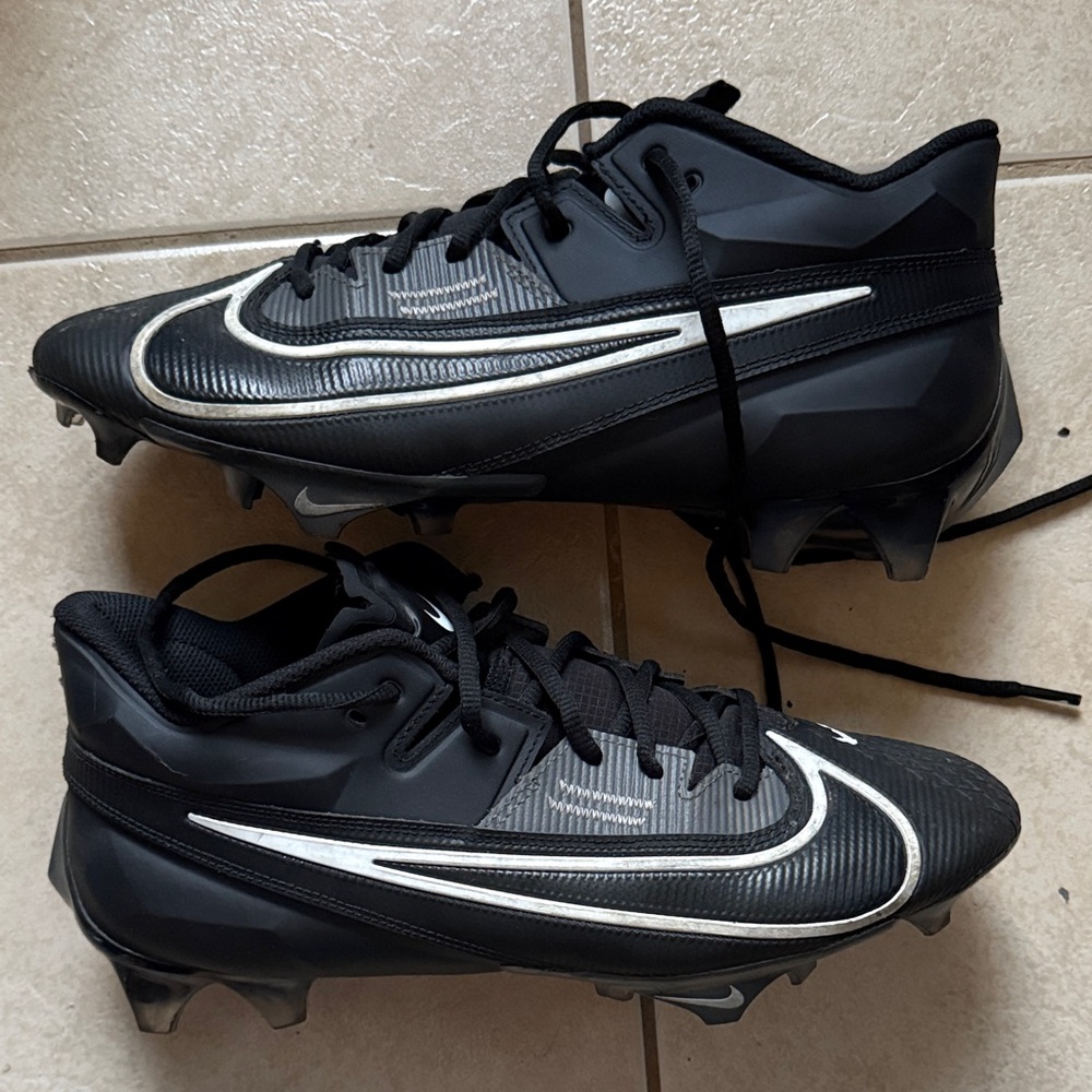 NIKE  Football Vaper Edge Elite 360 Cleats